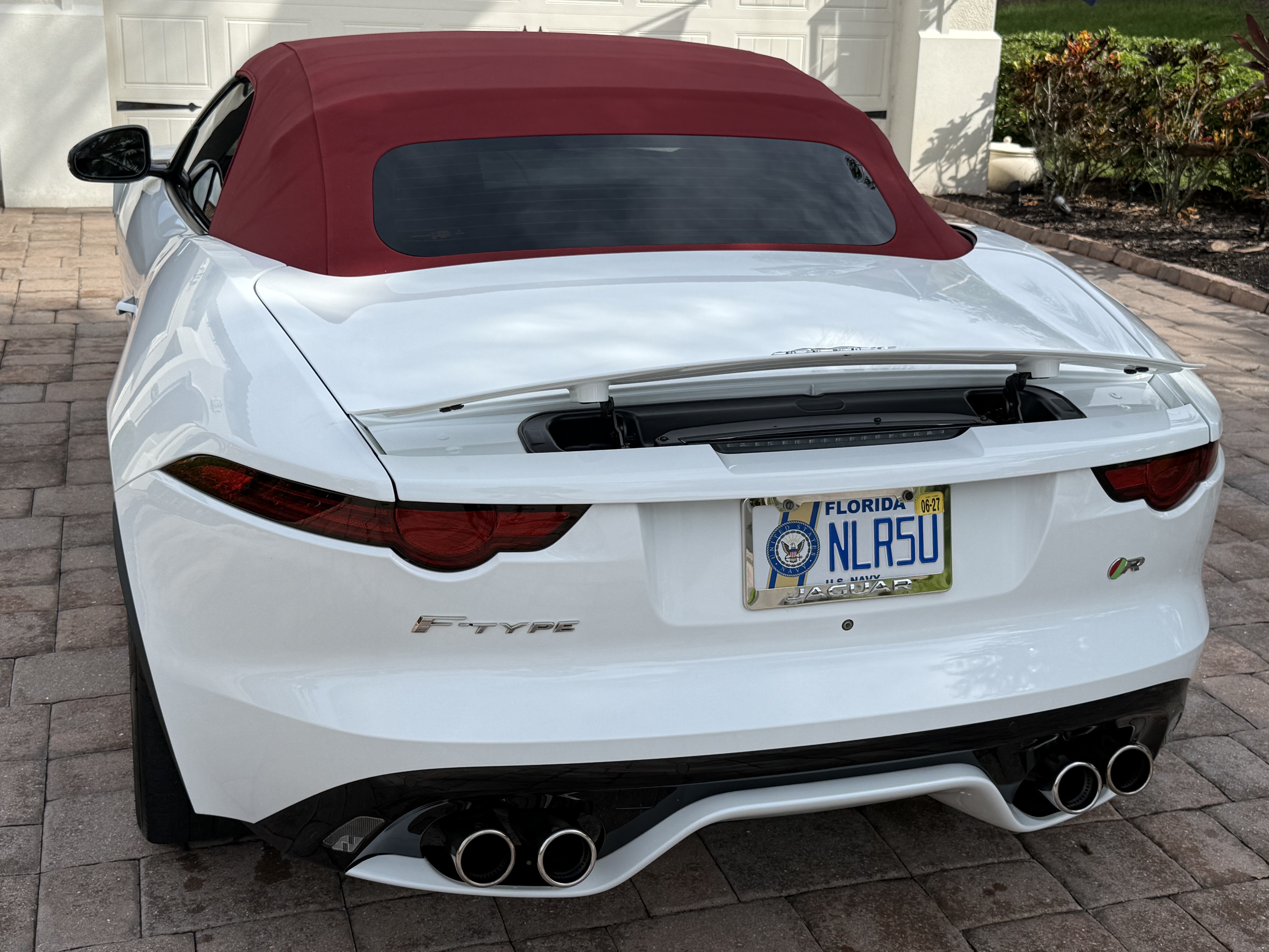 Used 2019 Jaguar F-TYPE R AWD/4WD image 5