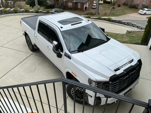 Used 2025 GMC Sierra 3500 Denali Ultimate image 1