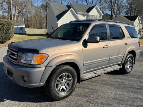 Used 2001 Toyota Sequoia Limited image 11