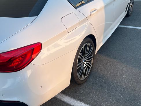 Used 2019 BMW 530i w/ M Sport Package image 4