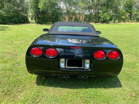 Used 2003 Chevrolet Corvette Convertible 2D w/ Preferred Equipment Group1 image 5