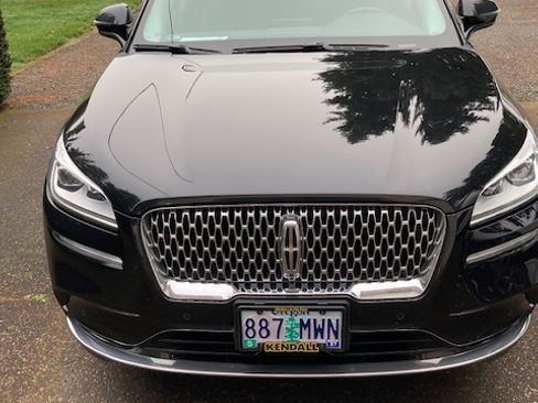 Used 2020 Lincoln Corsair Reserve w/ Equipment Group 202A image 2