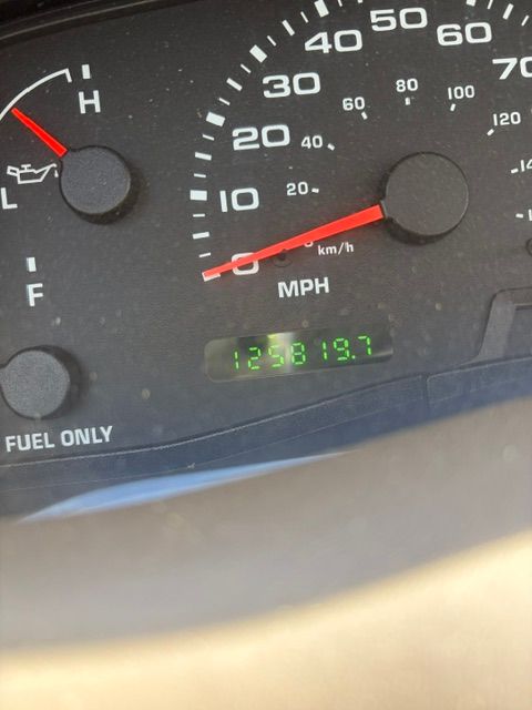 Used 2004 Ford F350 Lariat AWD/4WD image 13
