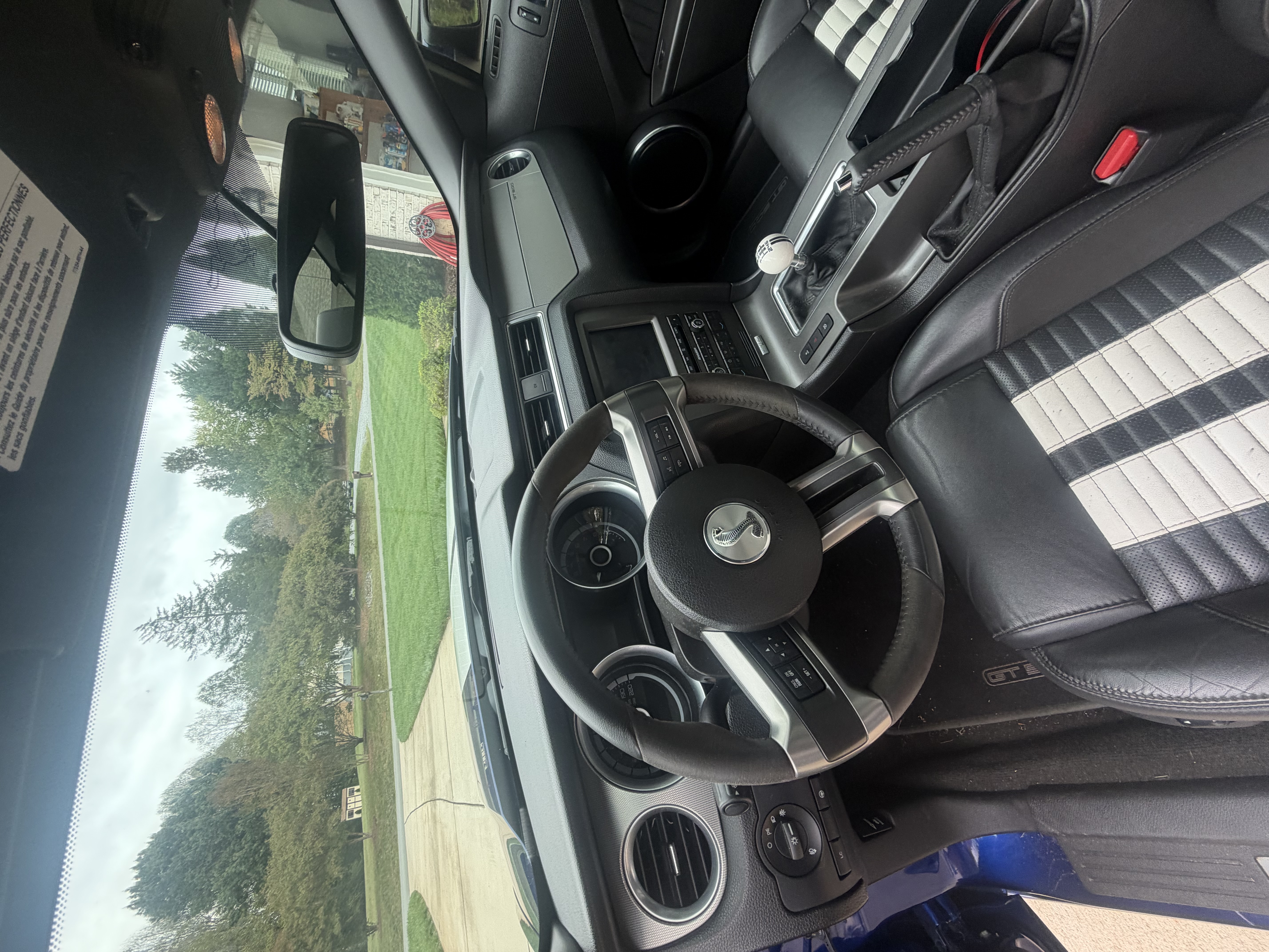 Used 2013 Ford Mustang Shelby GT500 w/ Electronics Pkg RWD image 13