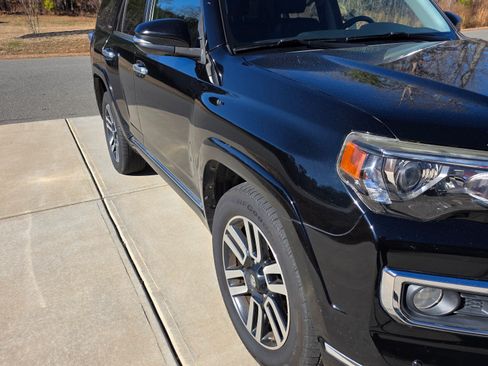 Used 2016 Toyota 4Runner Limited image 6