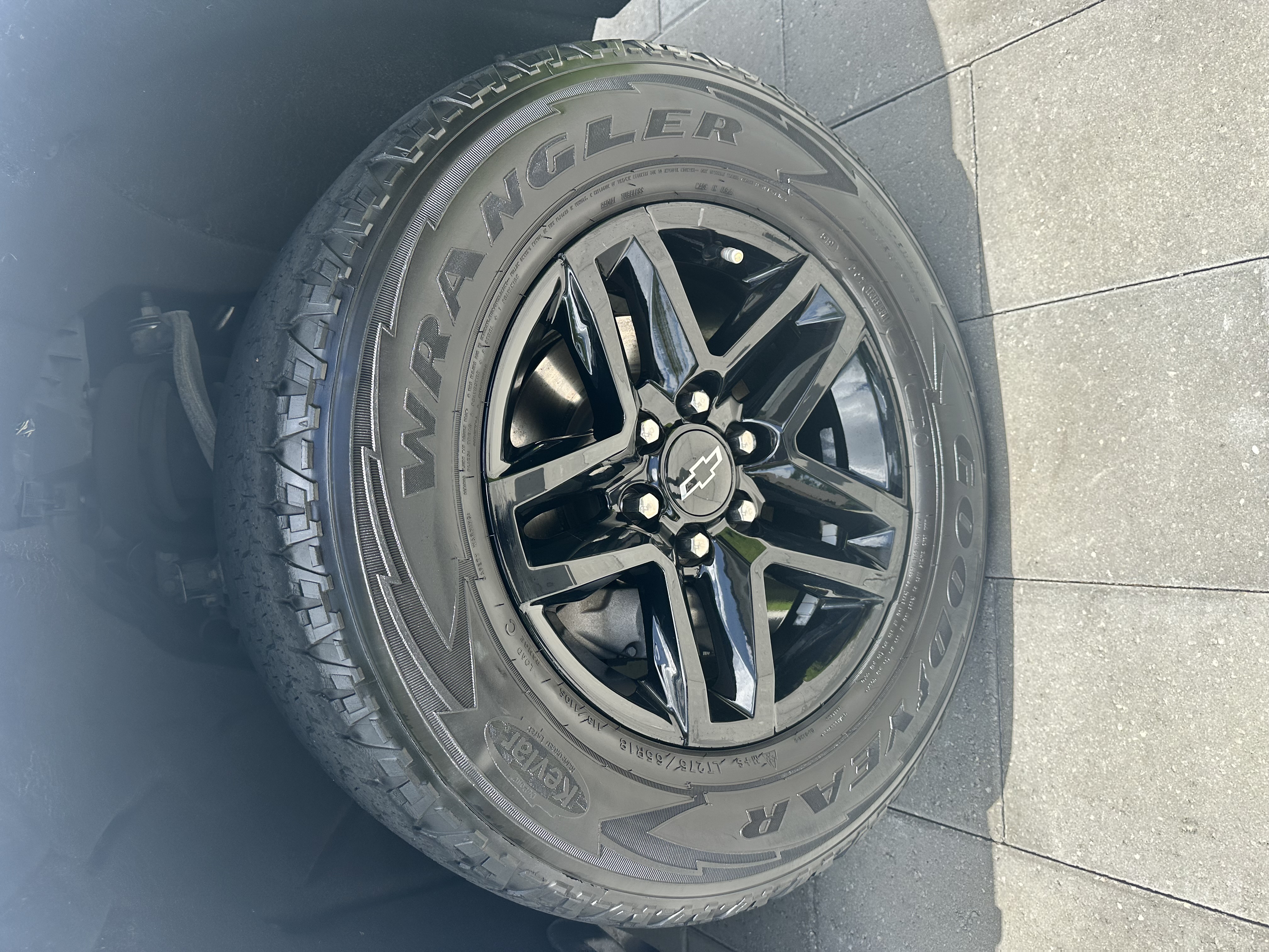 Used 2022 Chevrolet Silverado 1500 Custom Trail Boss AWD/4WD image 12