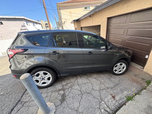 Used 2018 Ford Escape S FWD image 4