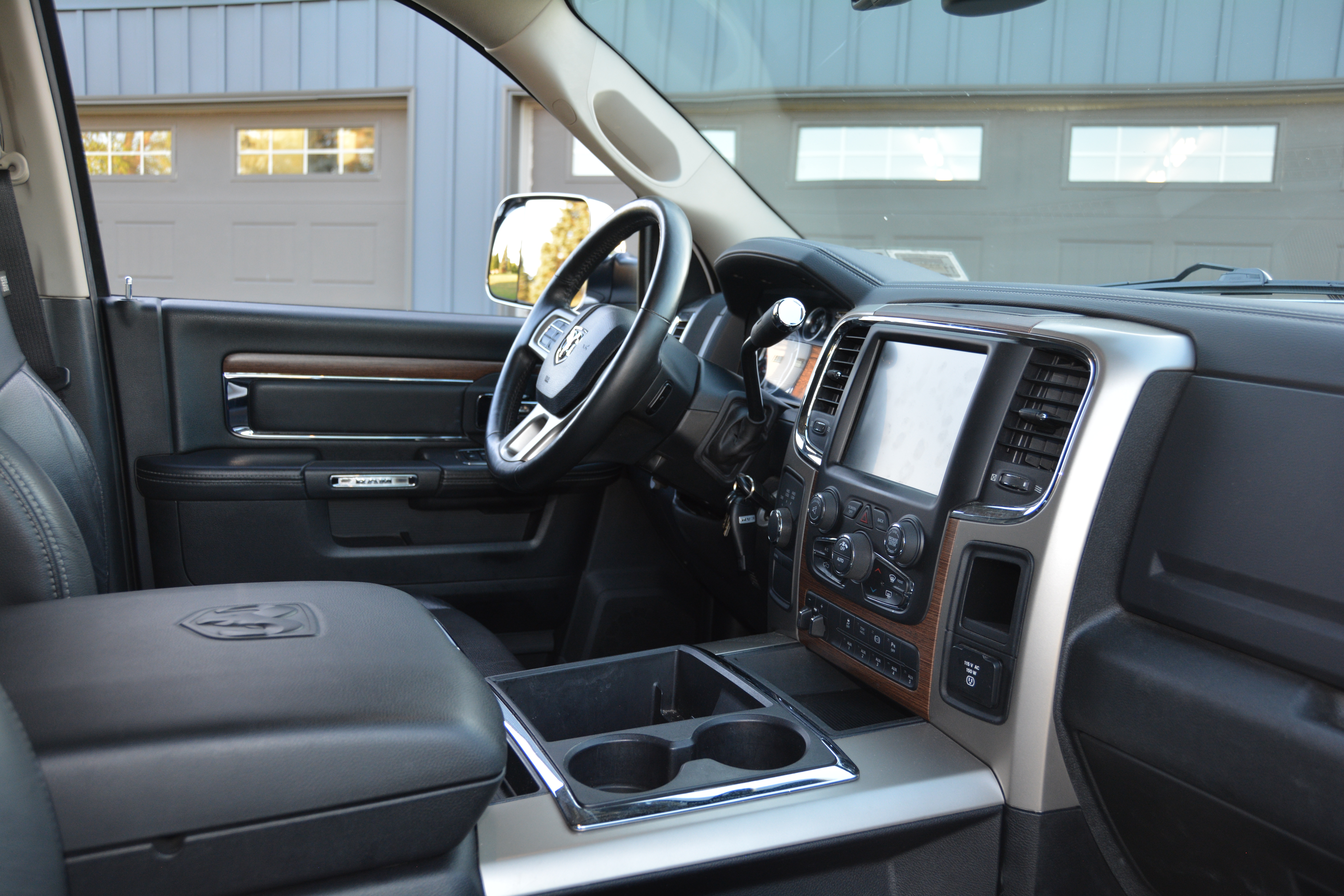 Used 2014 RAM 3500 Laramie AWD/4WD image 24