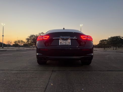 Used 2018 Maserati Ghibli image 10
