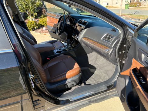 Used 2019 Subaru Outback 2.5i Touring w/ Protection Package #1 image 8