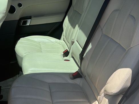 Used 2015 Land Rover Range Rover Sport HSE AWD/4WD image 15