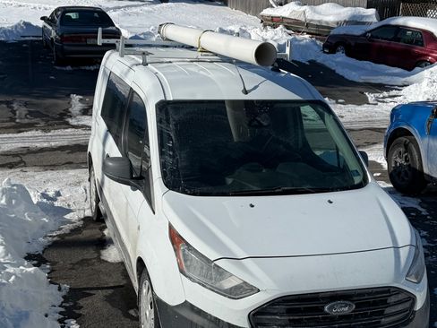 Used 2020 Ford Transit Connect XL image 8