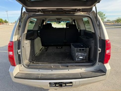 Used 2007 Chevrolet Suburban LS RWD image 12