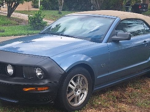 Used 2006 Ford Mustang GT Premium image 5