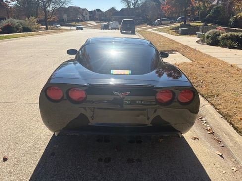 Used 2007 Chevrolet Corvette Coupe image 6