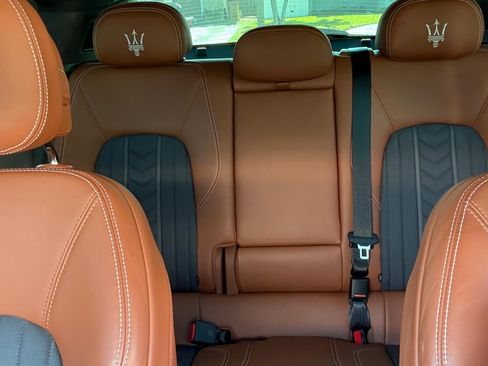 Used 2019 Maserati Levante S GranLusso image 20