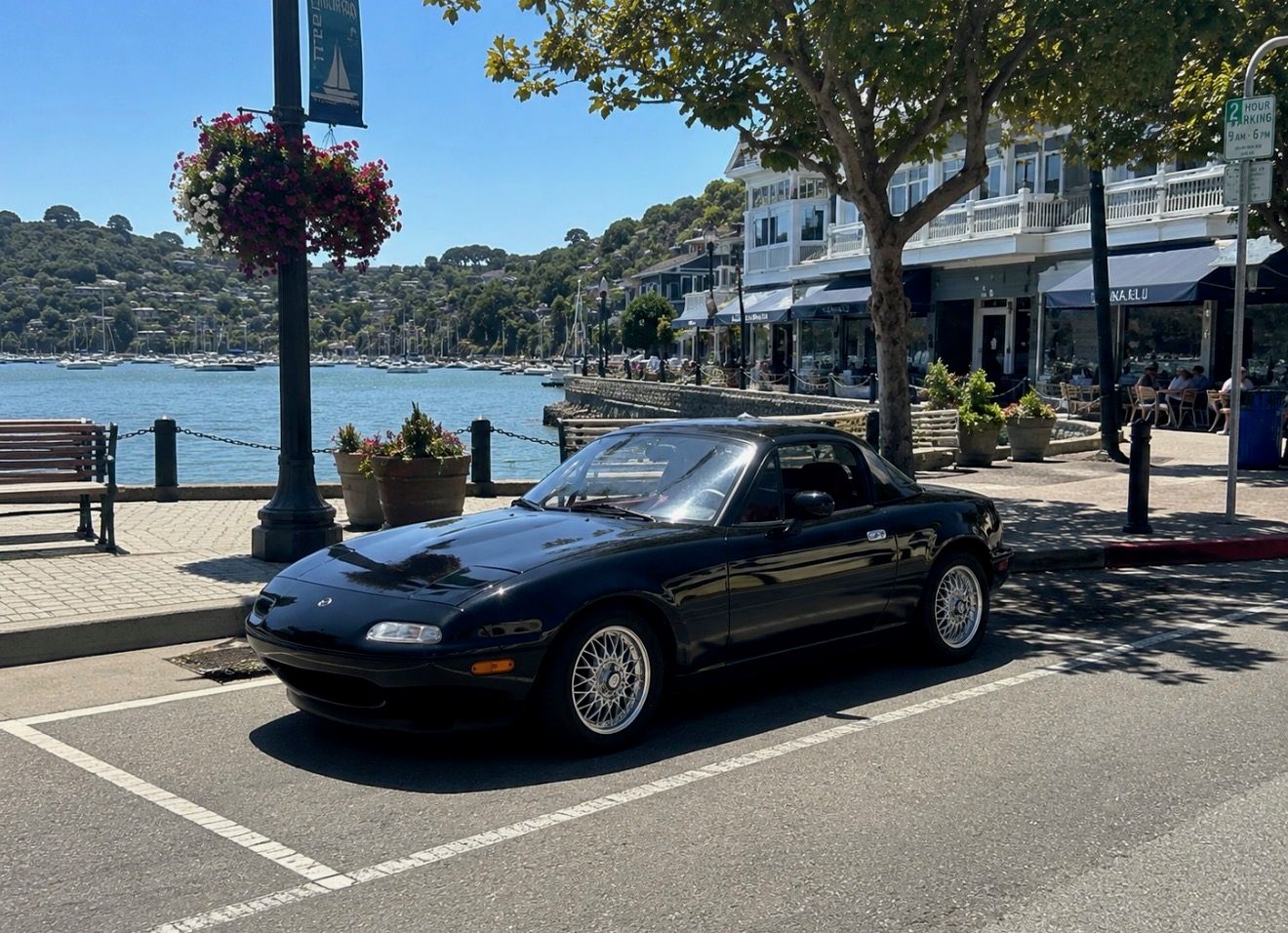 Used 1993 MAZDA MX-5 Miata Limited Edition RWD image 1