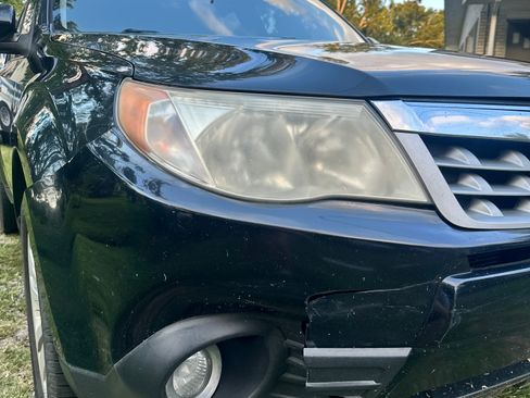Used 2011 Subaru Forester 2.5X Limited AWD/4WD image 9