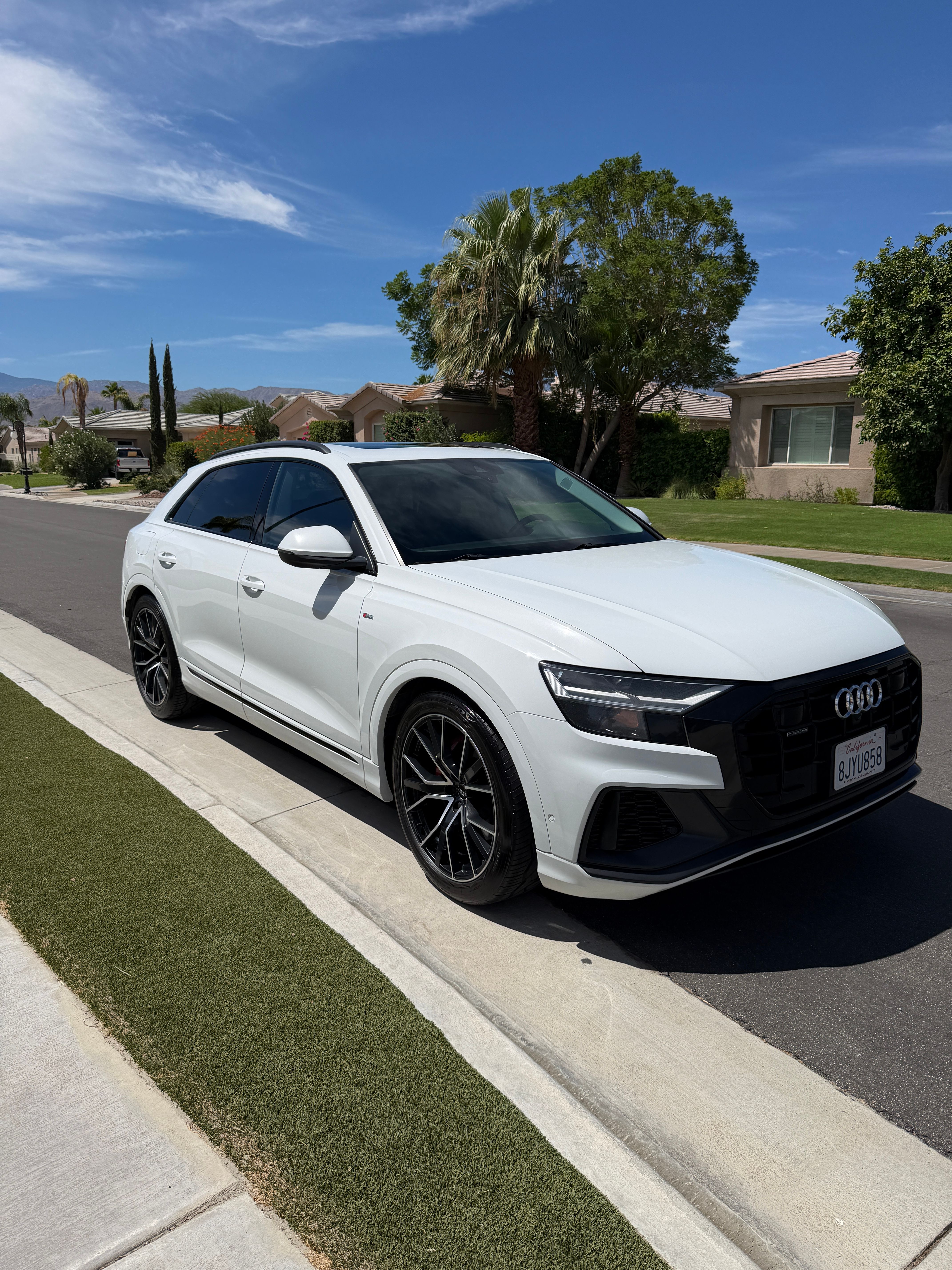 Used 2019 Audi Q8 Premium Plus w/ Premium Plus AWD/4WD image 1