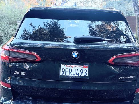 Used 2020 BMW X5 xDrive40i w/ M Sport Package image 10