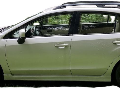 Used 2013 Subaru Impreza 2.0i Sport Premium image 4