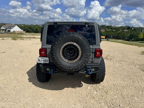 Used 2022 Jeep Wrangler Unlimited Rubicon 4xe w/ Cold Weather Group image 5