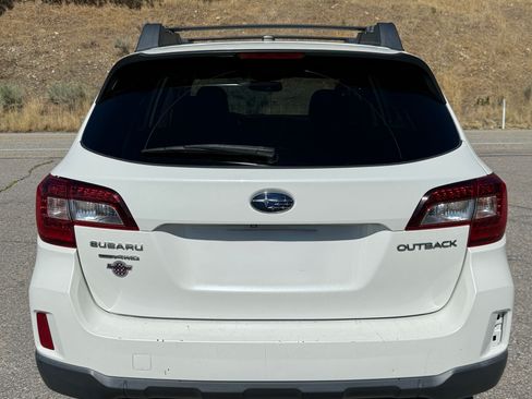 Used 2015 Subaru Outback 2.5i Limited AWD/4WD image 16