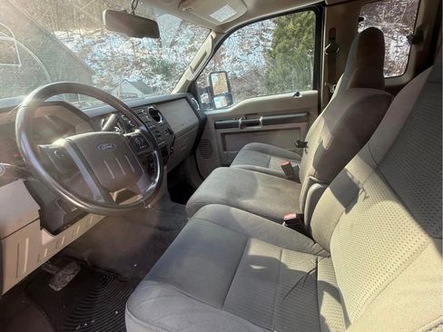 Used 2009 Ford F250 XLT image 6