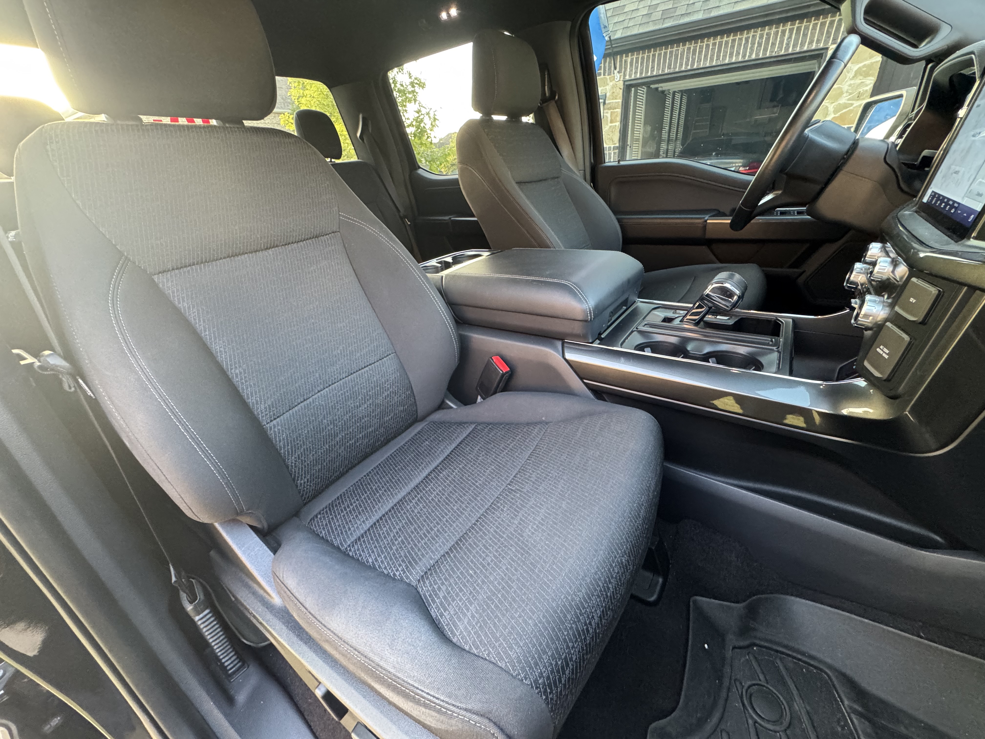 Used 2022 Ford F150 XLT w/ Equipment Group 302A High RWD image 15