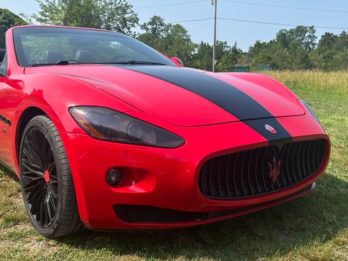 Used 2011 Maserati GranTurismo Convertible image 14
