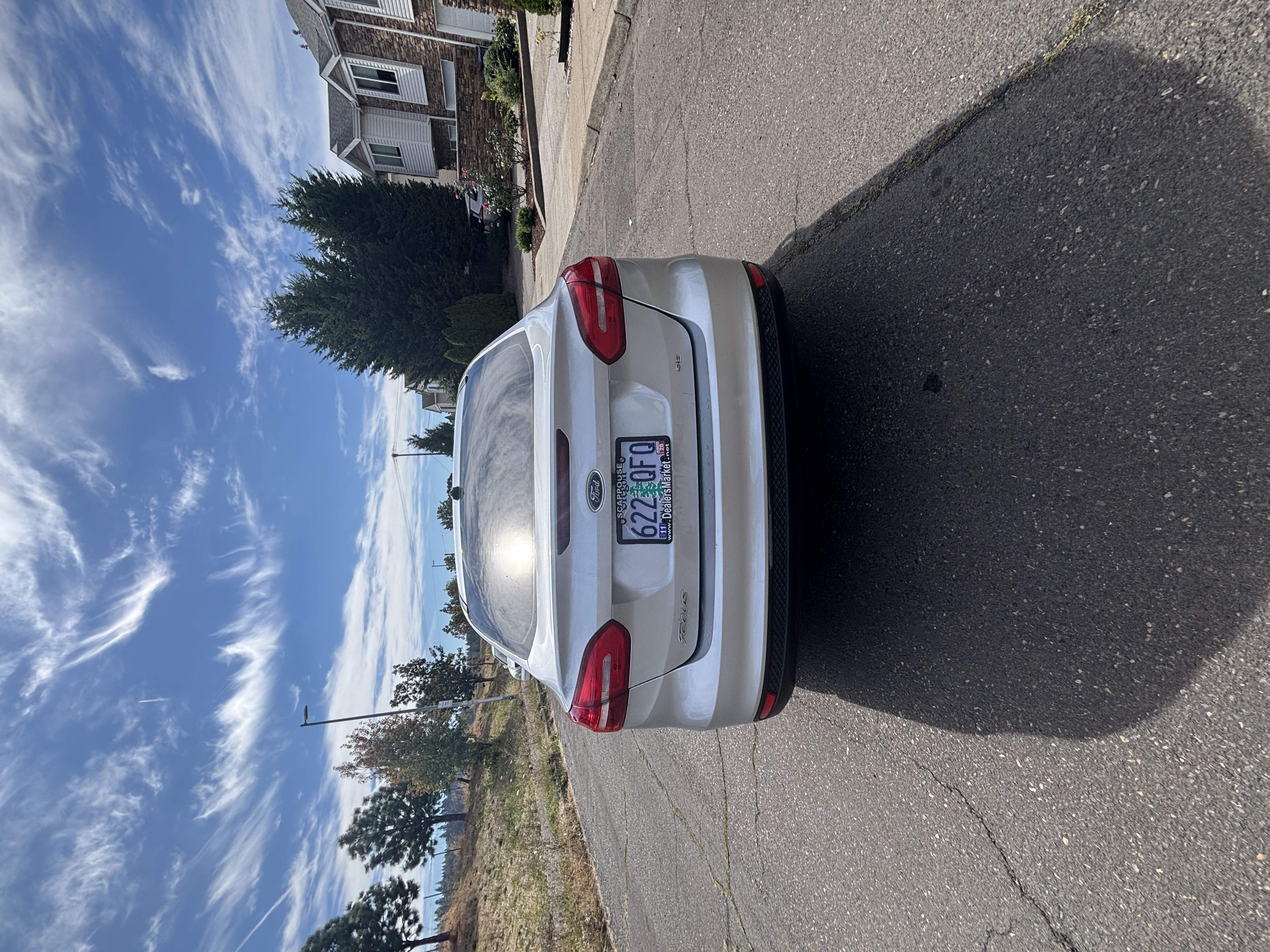 Used 2018 Ford Focus SE FWD image 6