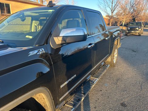 Used 2016 GMC Sierra 1500 SLT w/ SLT Premium Package image 10