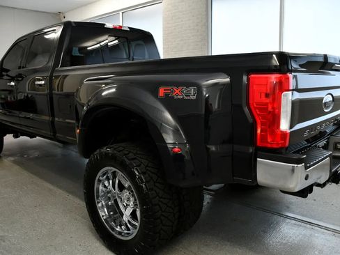 Used 2017 Ford F350 Lariat w/ Chrome Package AWD/4WD image 6
