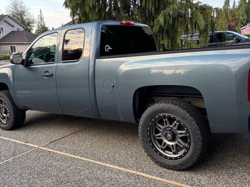 Used 2011 Chevrolet Silverado 1500 LT w/ All-Star Edition RWD image 10
