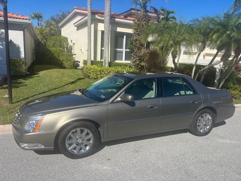 Used 2010 Cadillac DTS Premium w/ Driver Awareness Package image 1