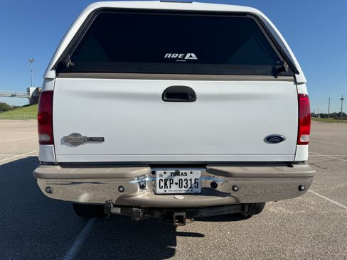 Used 2006 Ford F250 King Ranch image 4