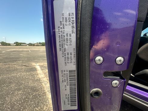 Used 2019 Dodge Challenger SXT w/ Blacktop Package image 20