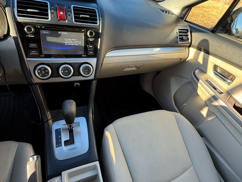 Used 2016 Subaru Impreza 2.0i Premium image 11