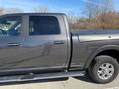Used 2019 RAM 3500 Laramie image 8