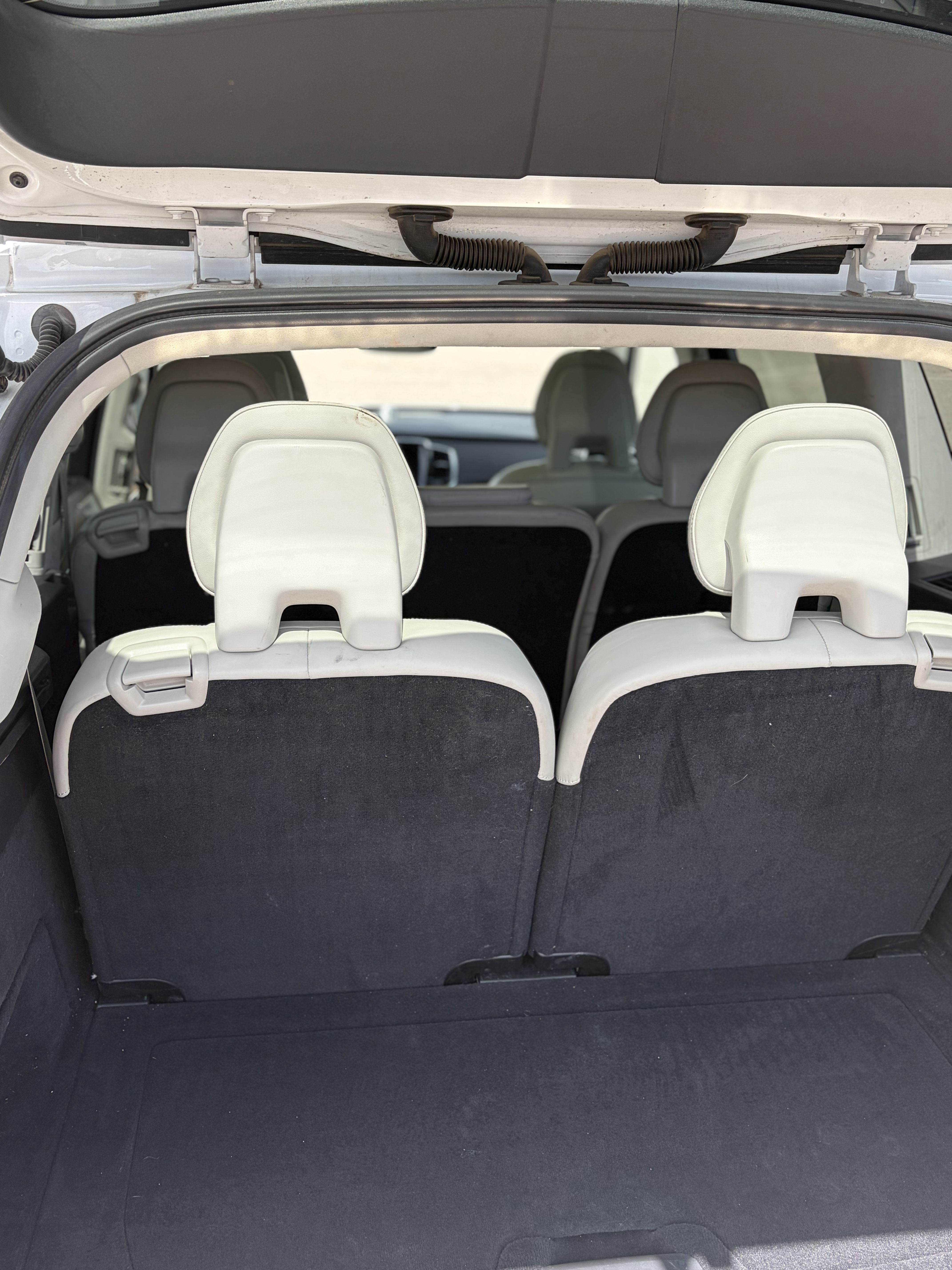 Used 2017 Volvo XC90 T8 Inscription AWD/4WD image 24