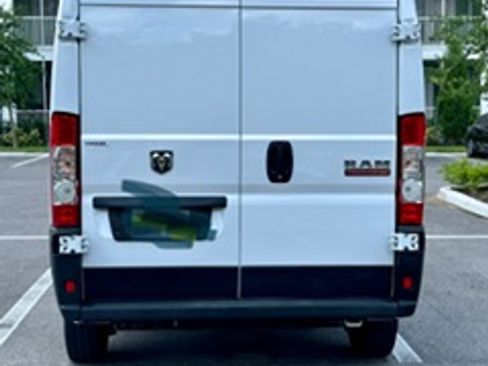 Used 2021 RAM ProMaster 2500 image 2
