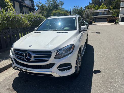 Used 2016 Mercedes-Benz GLE 350 350 Sport Utility 4D image 1