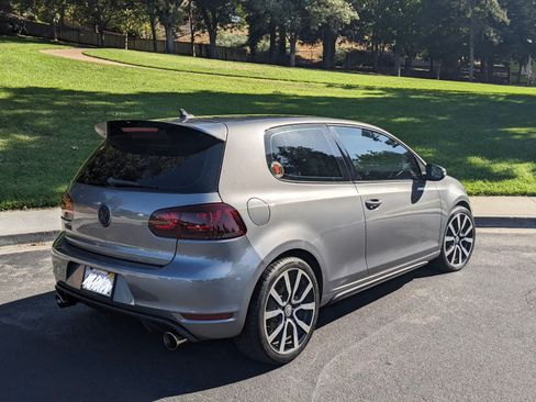 Used 2012 Volkswagen GTI 2.0T 2-Door image 2