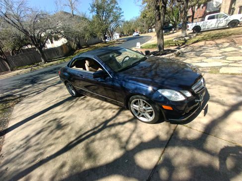 Used 2011 Mercedes-Benz E 350 Cabriolet image 21