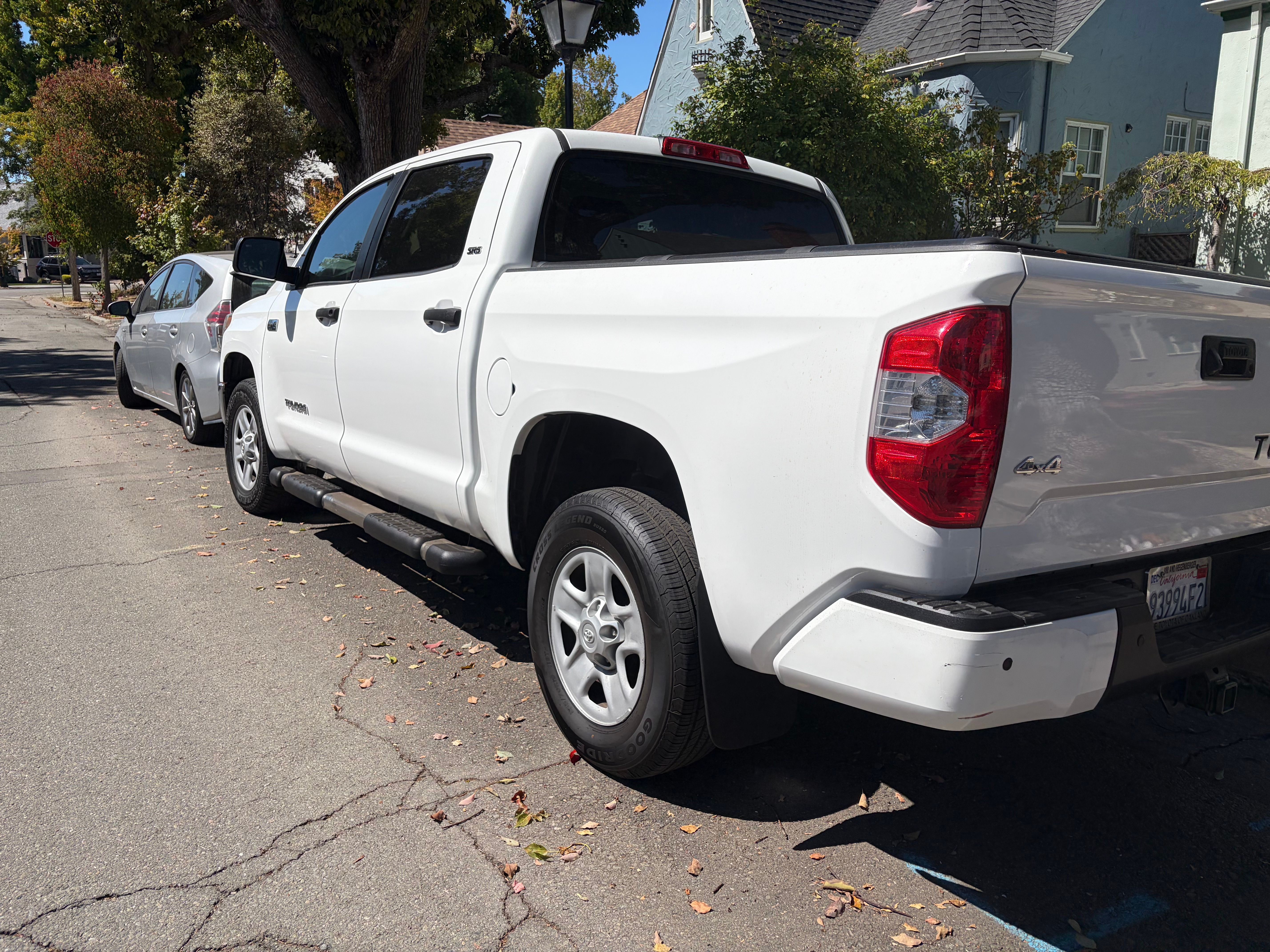Used 2018 Toyota Tundra SR5 w/ SR5 Upgrade Package AWD/4WD image 6