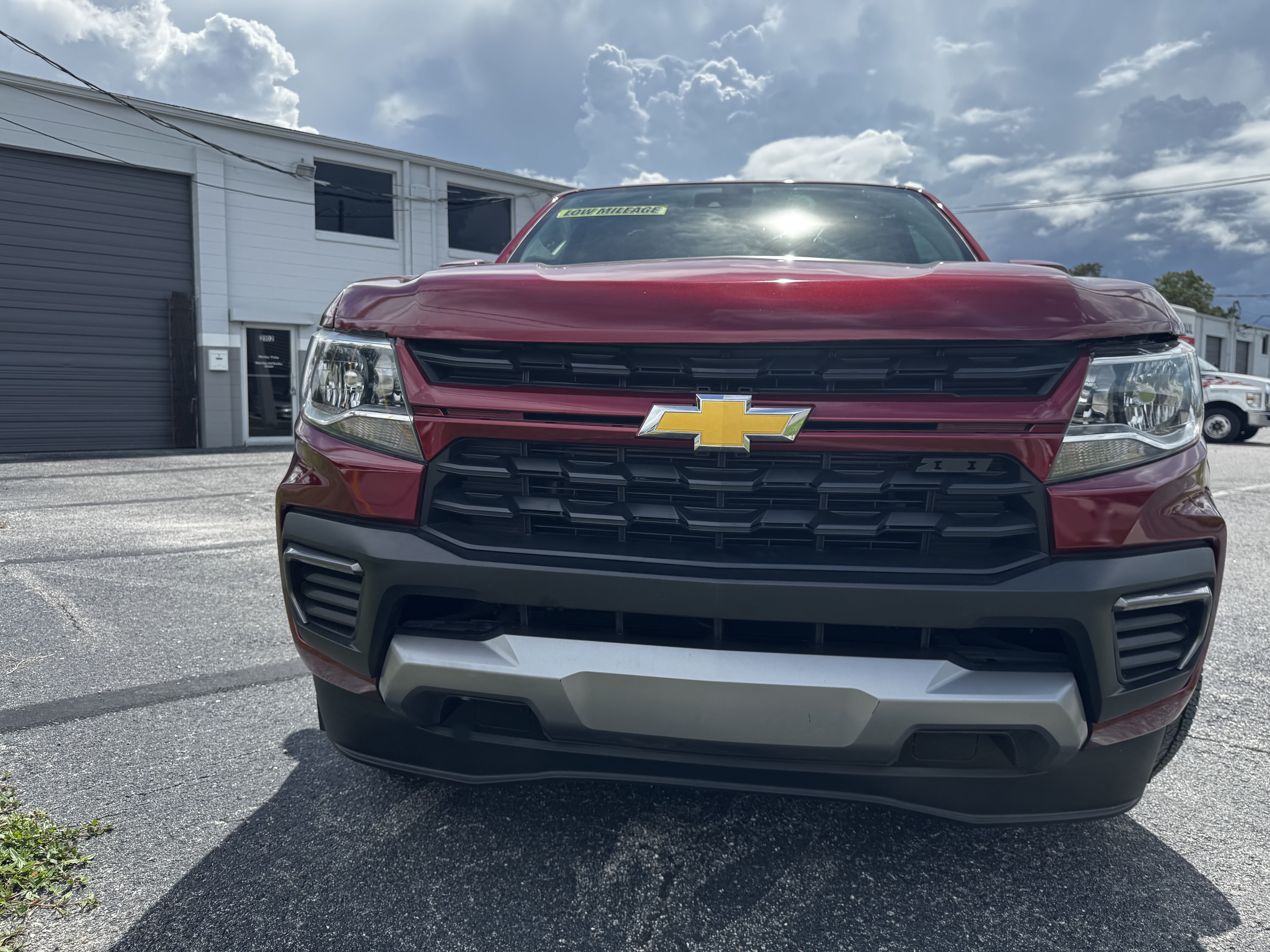 Used 2021 Chevrolet Colorado LT w/ Safety Package RWD image 12