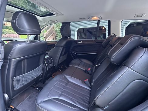 Used 2013 Mercedes-Benz GL 450 4MATIC image 22
