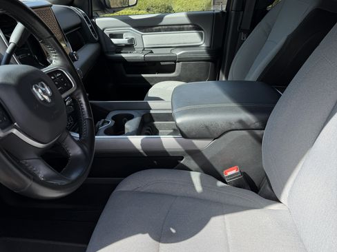 Used 2021 RAM 3500 Big Horn w/ Level B Equipment Group image 4