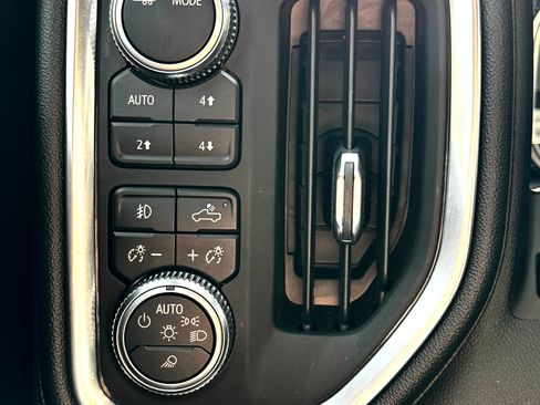 Used 2021 GMC Sierra 1500 AT4 w/ AT4 Value Package image 24