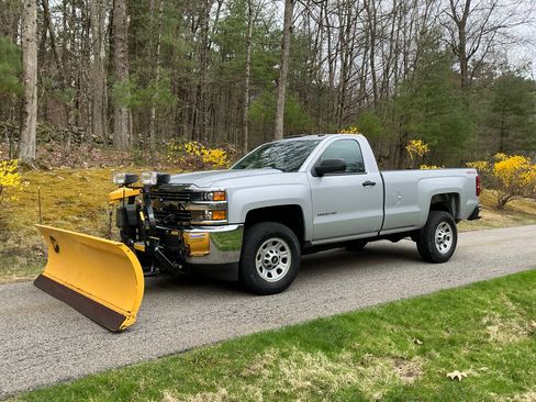Used 2015 Chevrolet Silverado 2500 W/T w/ WT Convenience Package image 1